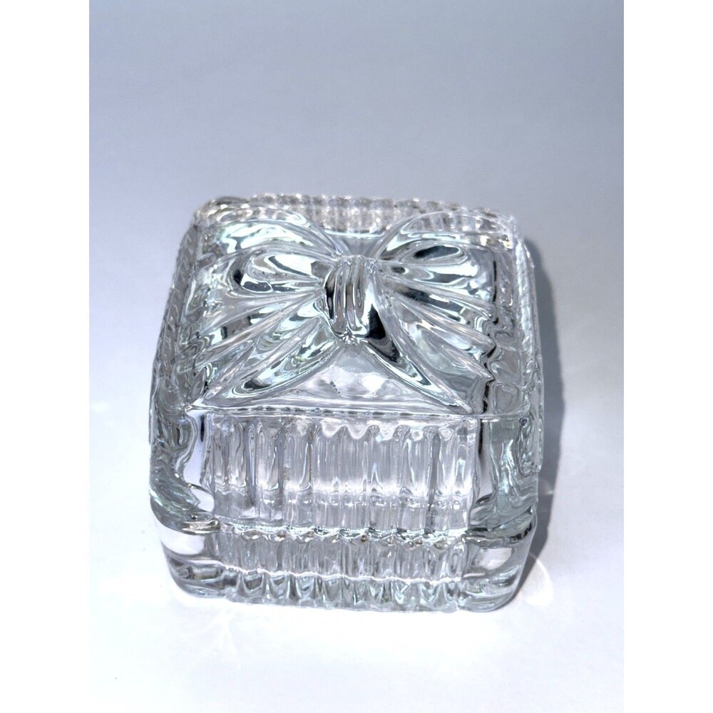 Crystal Trinket Gift Box Dish Lidded Crystal Clear Industries Yugoslvia 2.5in